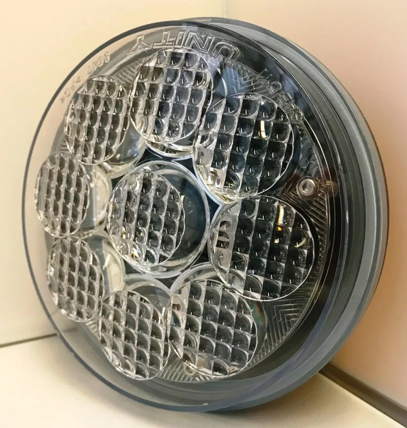 U-8915 – UNITY Spotlight, 30 Watt LED 6 Inch Chrome Housing 1200 Candlepower White Light